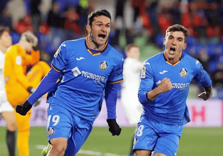 西甲中游对决:赫罗纳客场反客为主,奥萨苏纳难破僵局