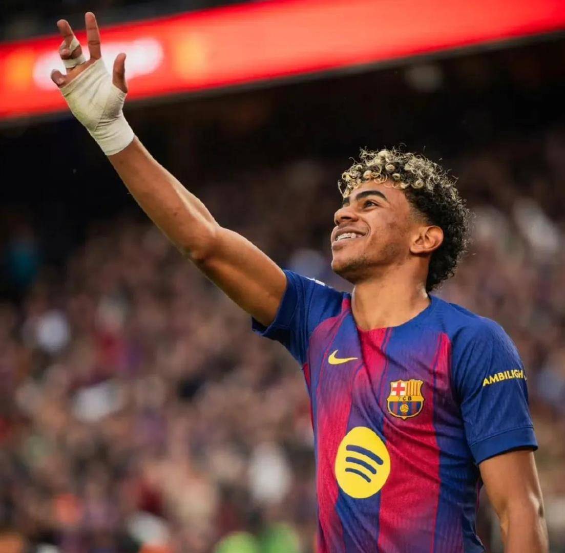 欧冠爆冷!巴萨2-1赢球却2-3出局,弗里克6天态度大反转,直言接受结果,全力冲西甲